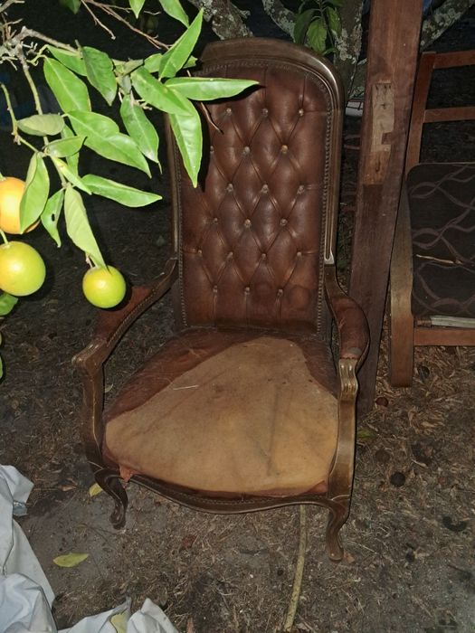 Cadeirão para restauro