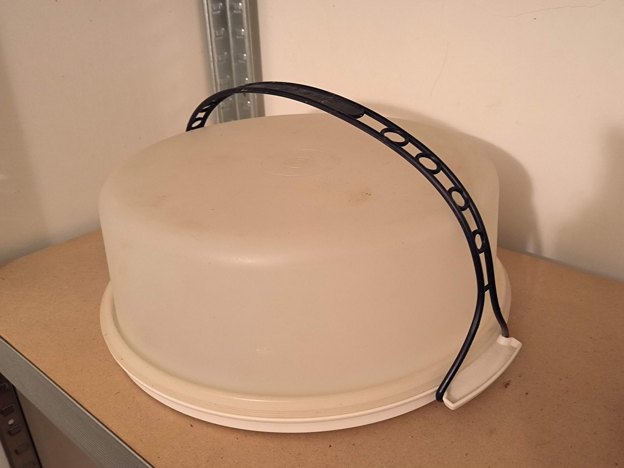 Pojemnik do przechowywania ciasta Tupperware na ciasto biały okrągły