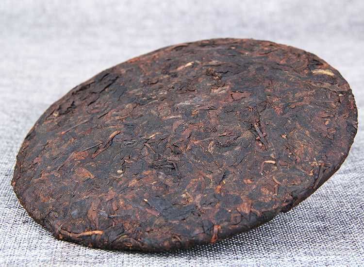 TEA Planet - Herbata PuErh Shu prosto z Chin - dysk 357 g. z 2006 r.