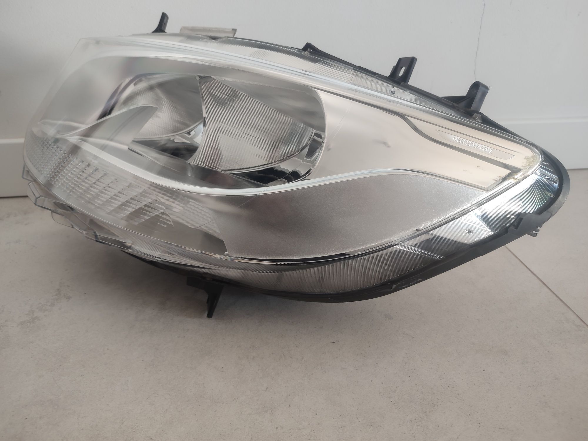 Lampa Reflektor Lewy Przód Mercedes Sprinter 907/910 22r Oryginał