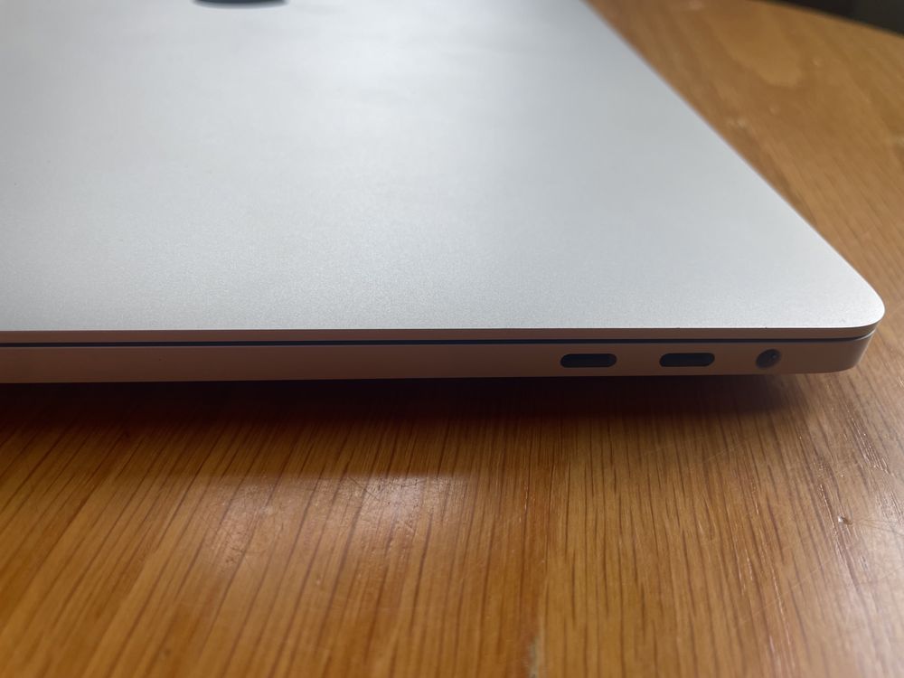 Macbook Pro 16 2019