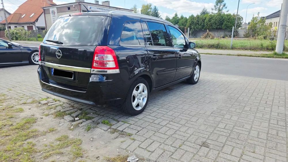 Opel Zafira Opel Zafira 1,8 SPORT grzane fotele, ksenon, Navi