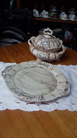 Terrina com Prato Viseu Numerada Motivos Florais