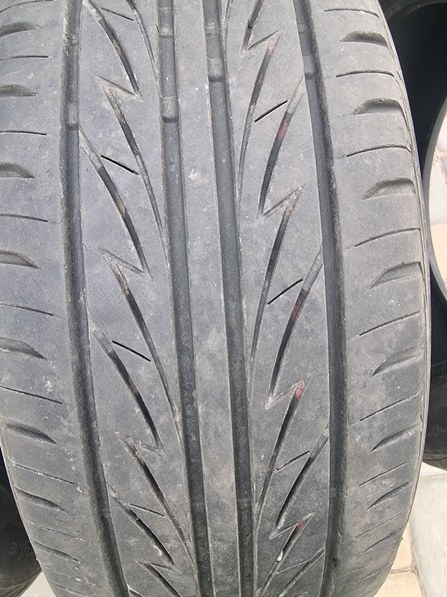 Резина bridgestone 205 55 r16