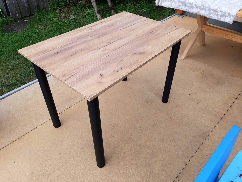 Biurko, Nowy stół 100 x 67,5 cm noga  czarny pół mat, tylko wysyłka