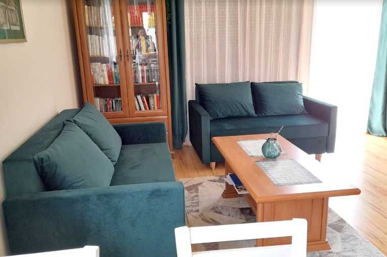 Sofa Kanapa Dwuosobowa 155CM Z Funkcją Spania Pojemnikiem Bari RS01