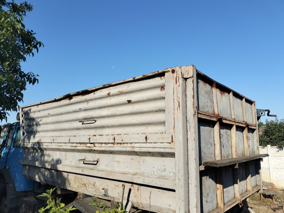 Продам МАЗ самосвал/зерновоз 5549