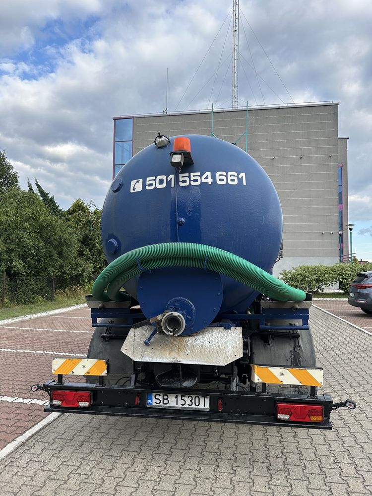 Samochód asenizacyjny MAN
