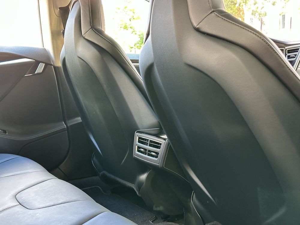 2013 Tesla model S 85 kWh