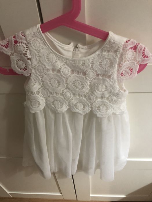 Sukienka biala tiul chrzciny 80 smyk