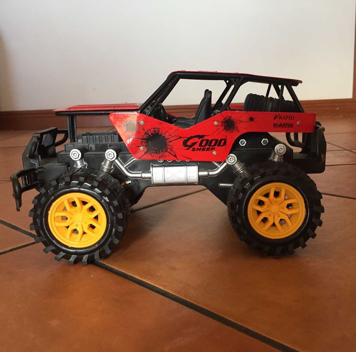 Carro todo o terreno novo / Envio a cargo do comprador.