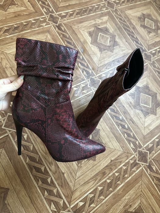 Ботильоны змеиный принт ботильйони зміїний принт червоні 36 37