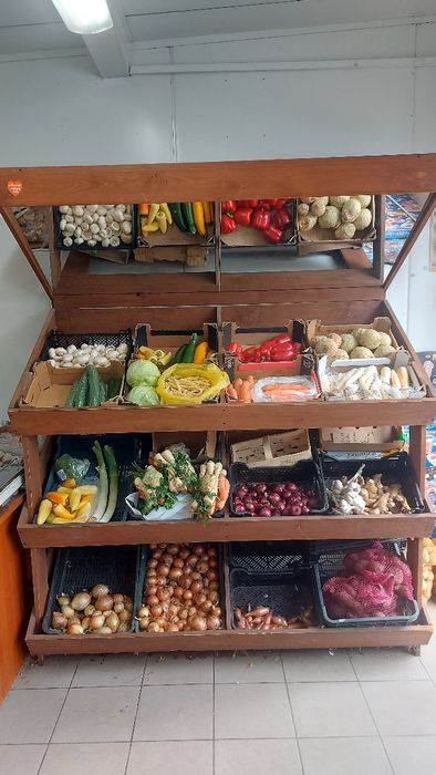 Regał/ stojak drewniany na owoce i warzywa