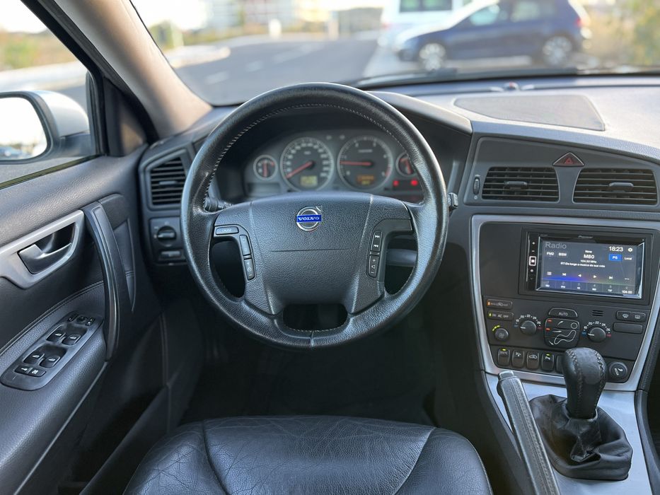 Volvo V70 2.4D IUC antigo