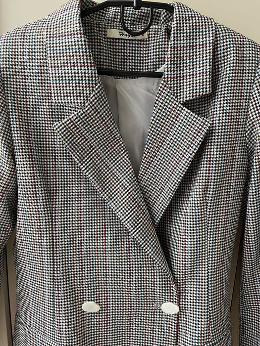 Жіночий піджак, розмір с/м