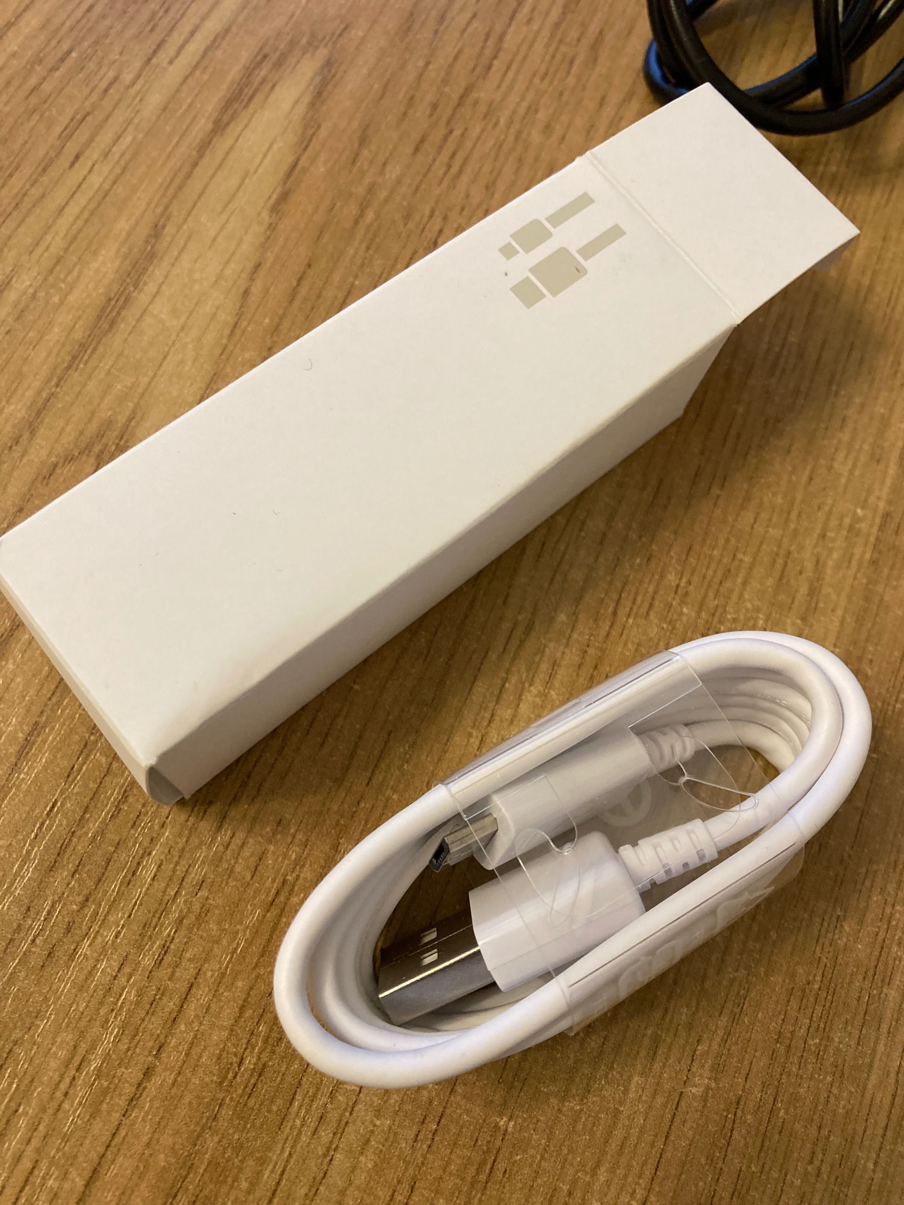 Кабелі(Type-C TurboCharge,MicroUSB 2А)блочки(2А-5В,10Вт;1,67А-9В,15Вт)