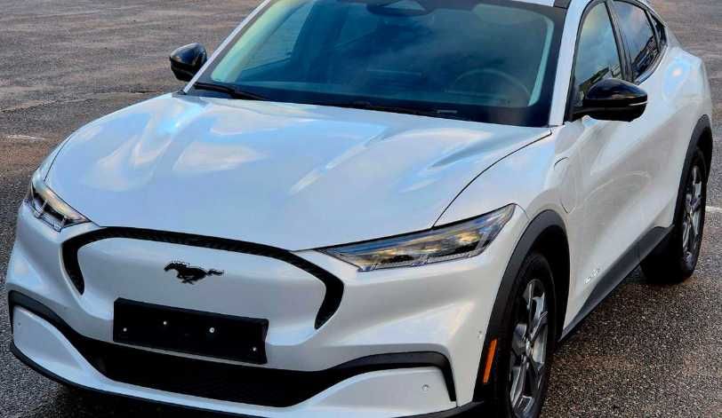 Бампер Ford Mustang Mach-E местанг електро розборка шрот