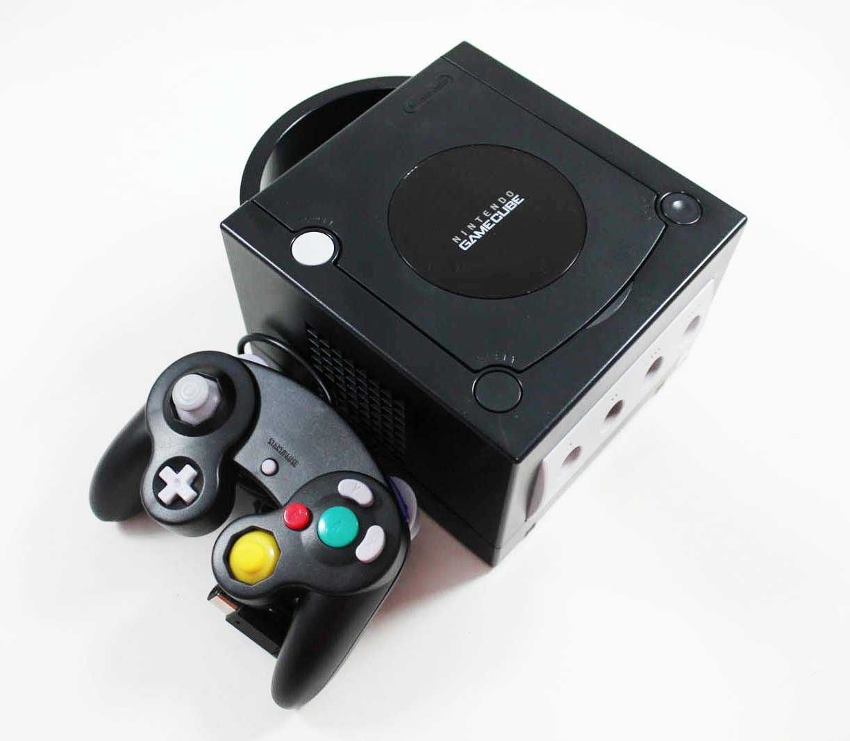 Gamecube Desbloqueada com cabos e comando