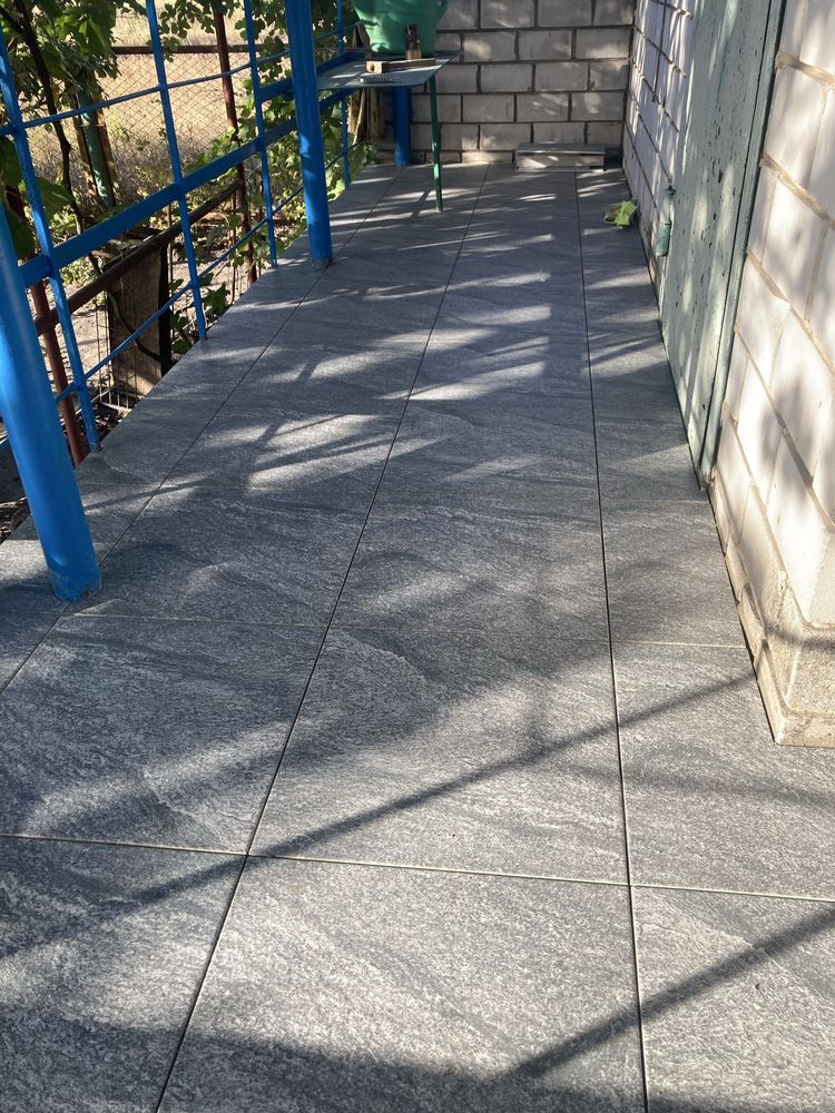 Укладка кафеля, плиточник