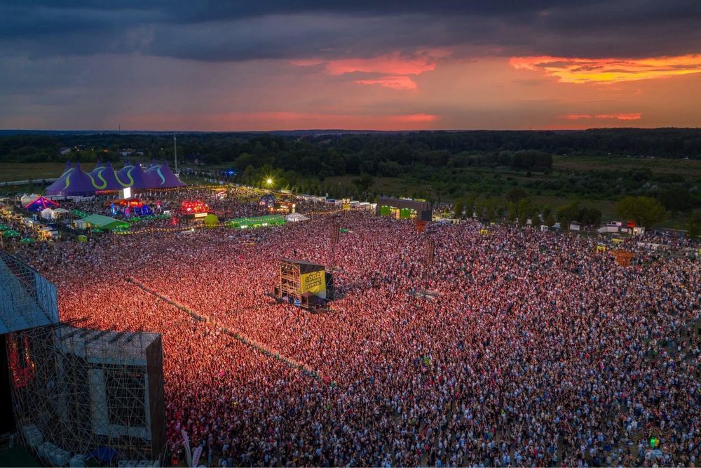 Obaluga imprez firmowych grill food truck piwo eventy koncerty masowe