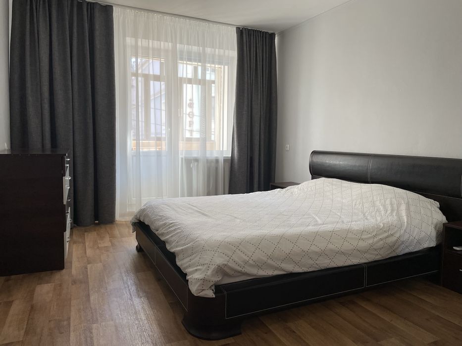 ЦІНА РЕАЛЬНА! 3-к кв-ра подобово Центр вул. Садова, 1