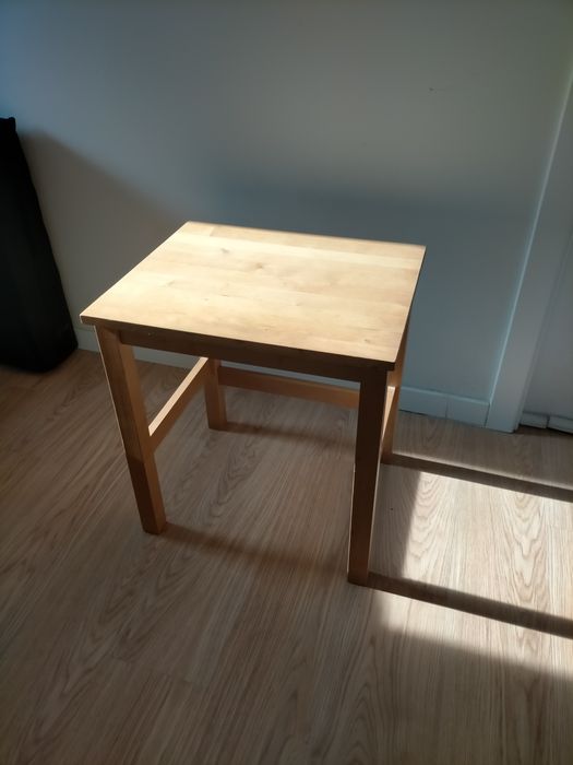 Mesa de apoio IKEA klastorp