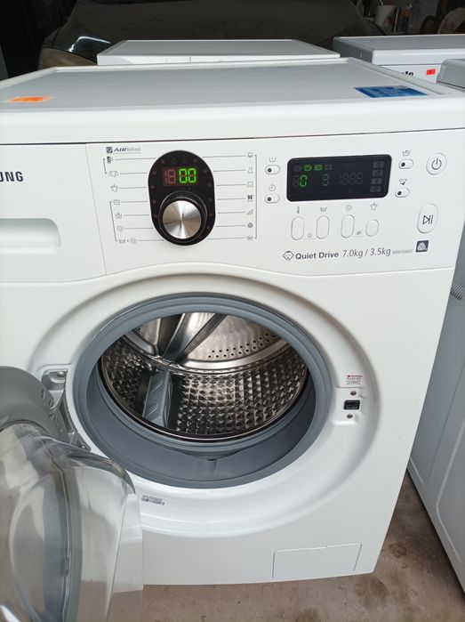 Прально сушильна машина Samsung
