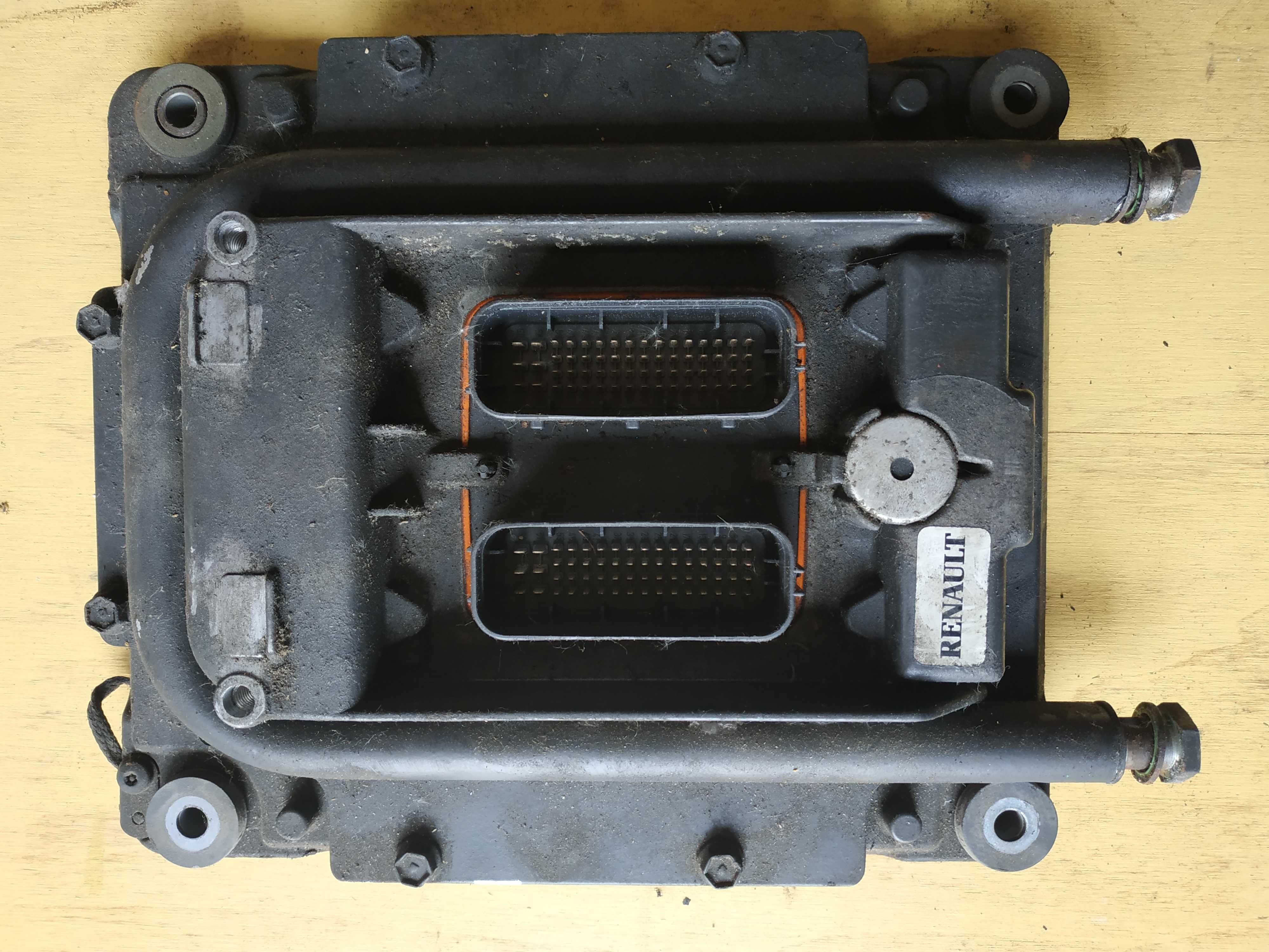 Электронный блок управления двигателем, Renault DXI (20977019 P03)