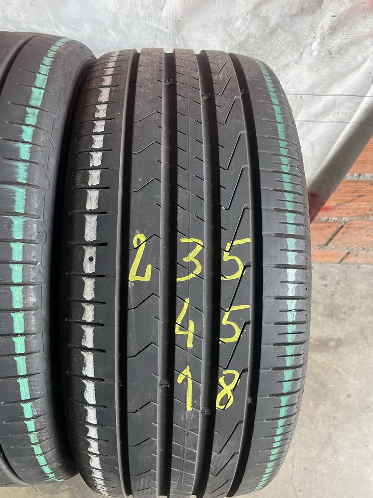 2 Pneus 235/45/18 Hankook Impecaveis