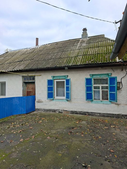 Частина будинку з 50 сотками землі, вул. Богдана Хмельницького