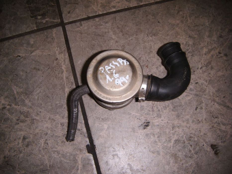 passat b5 zawór pompy  powietrza wtórnego 058131101