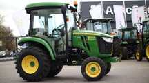 John Deere 3046R  Nowy ciągnik kompaktowy John Deere 3046R