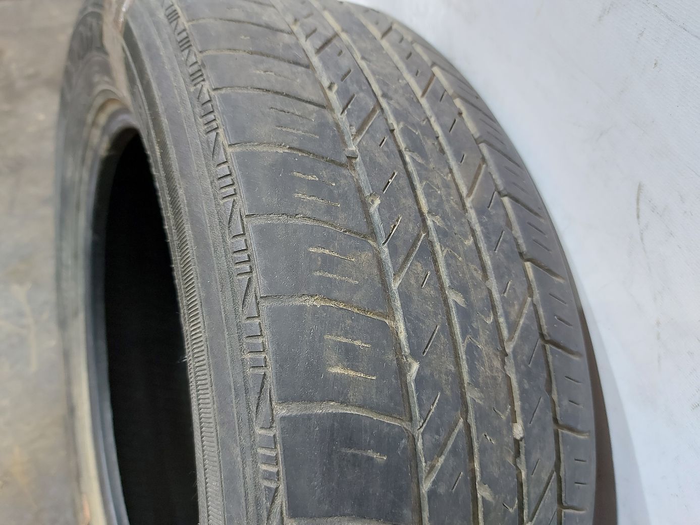 Резина GoodYear Assurence 205/55R16  (20555 R16)