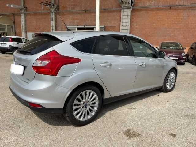 Ford Focus 1.0 Ecoboost 125cv (M1DA) de 2012 só ás peças