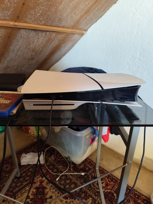 PlayStation 5 com 3 meses 1tb