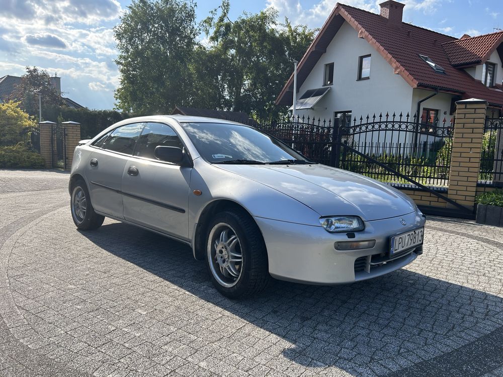 Mazda 323F 1.8 Benzyna