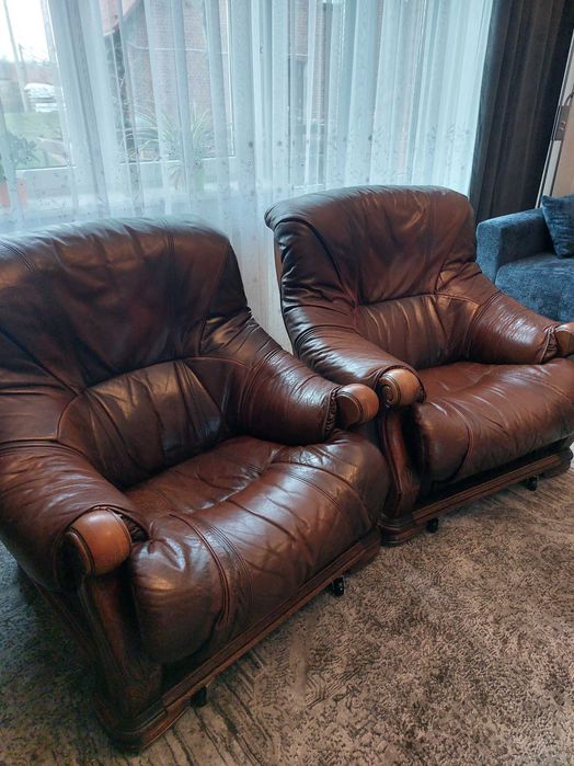 Sprzedam 2 wygodne, skórzane fotele. Polecam!