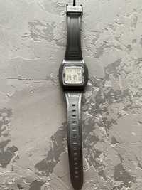 Годинник Casio