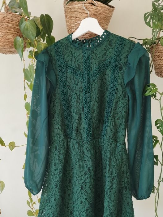 Koktajlowa, elegancka sukienka z długim rękawem, butelkowa zieleń, kor