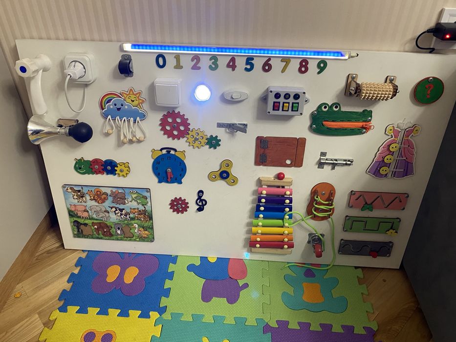 Бізі борд дитячий