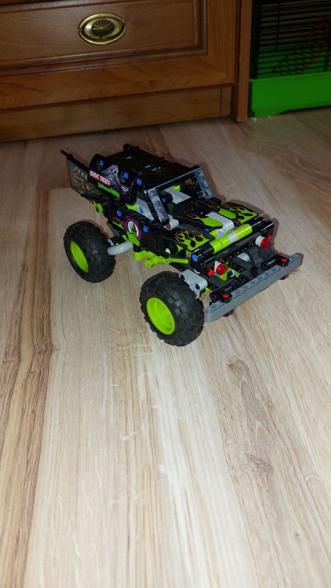 Samochod lego technic