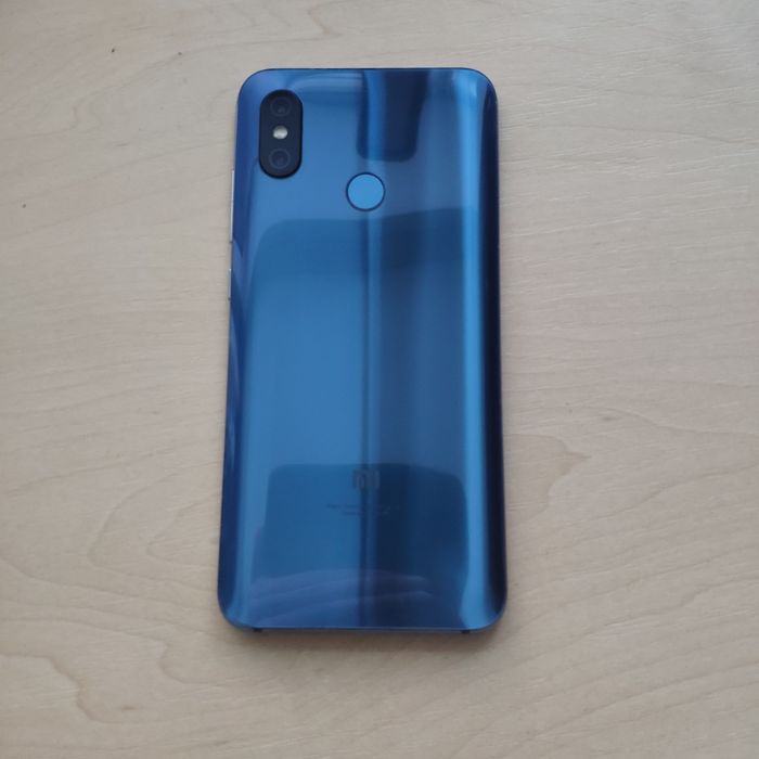 Xiaomi mi 8  6/128gb