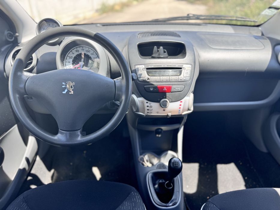 PEUGEOT 107 1.0 gasolina 2008 com 75 mil km Nacional garantia 18 meses