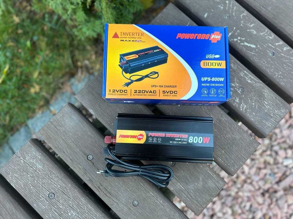 Перетворювач Інвертор PowerOne 800W із зарядкою UPS 12V220V ИБП ДБЖ