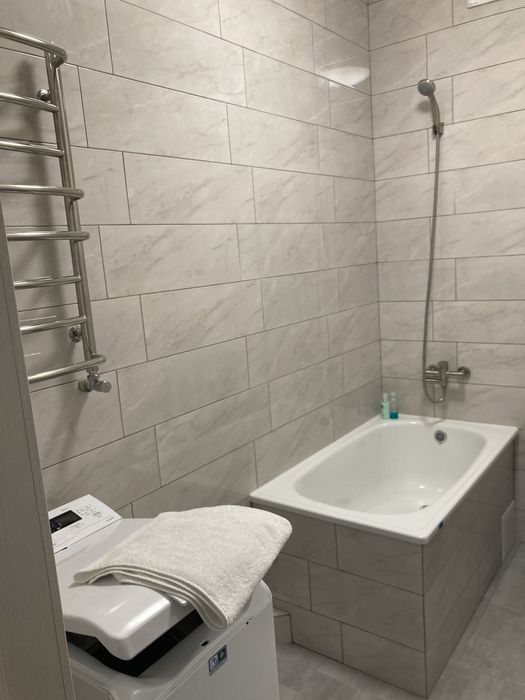 Галицька,Бронь Новий Рік!Подобово,Обласна лікарня, АС-2