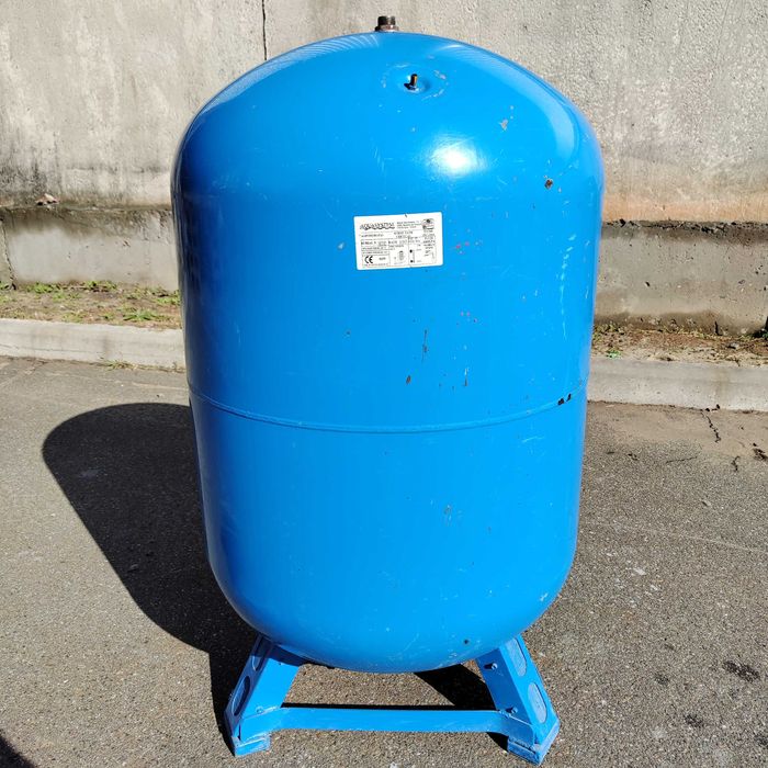 Гідроакумулятор Aquasystem VAV300 (потребує заміни груші)