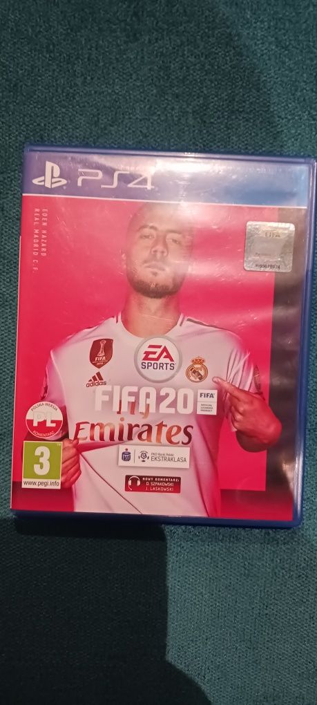 Fifa 20 i 22 na PS 4