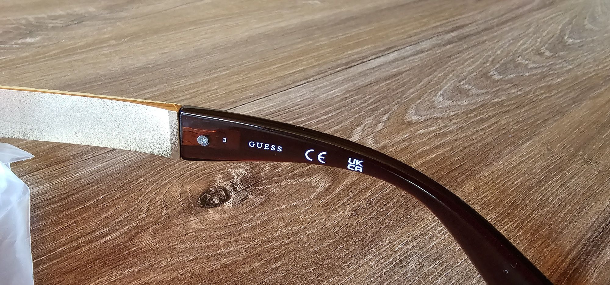 Okulary przeciwsłoneczne damskie Guess go00031 nowe