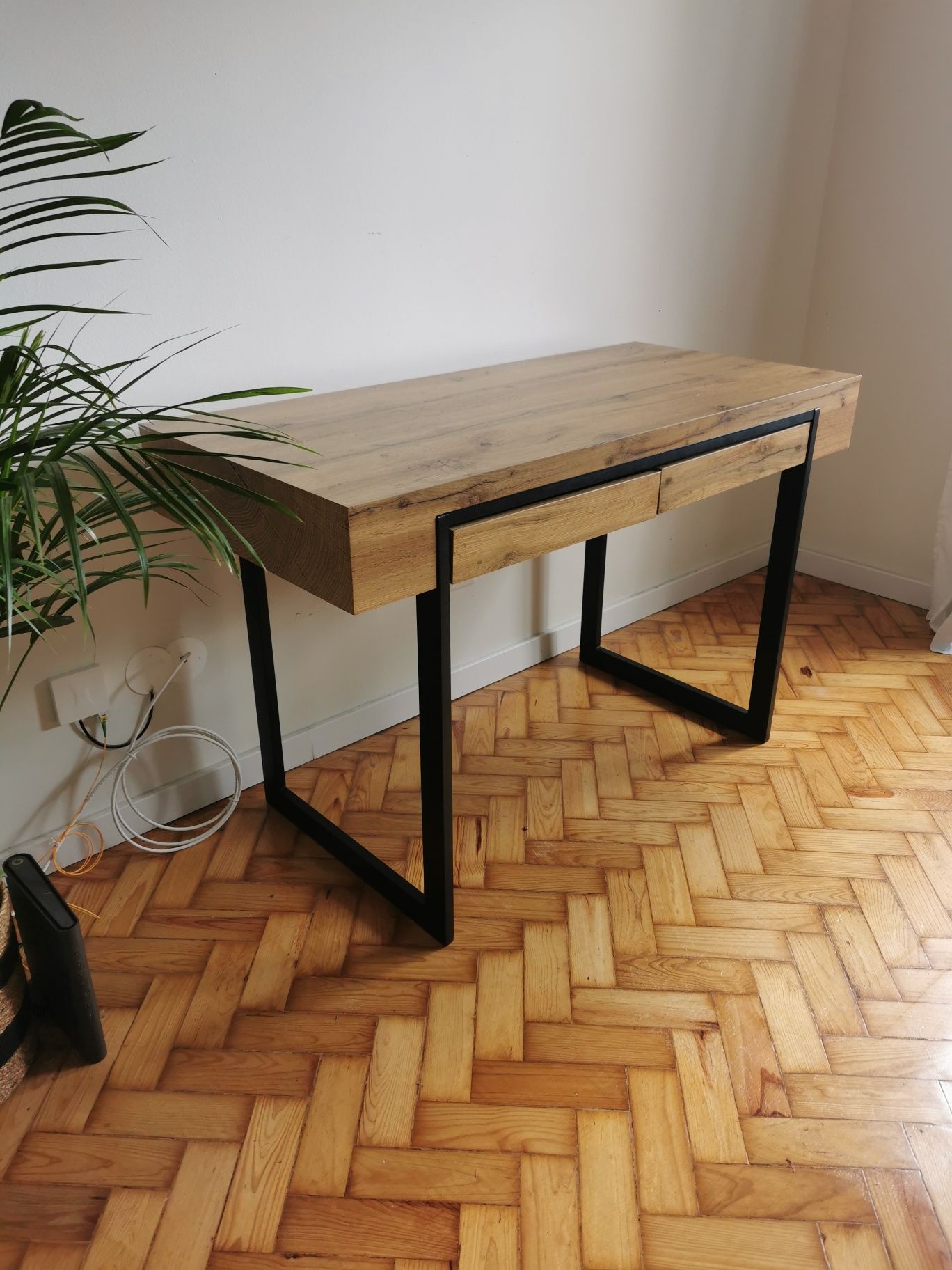 Mesa de secretária