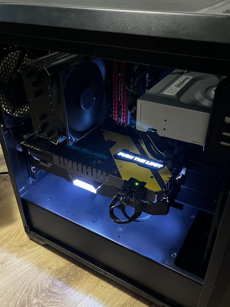 Komputer Ryzen 5 / GTX 1070 / 16GB RAM / bez dysku/ gotowy zestaw